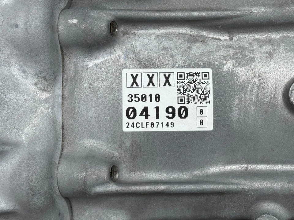 OEM Toyota Tacoma 35010-04190 Automatic Transmission Assembly 2WD - Image 2 of 4