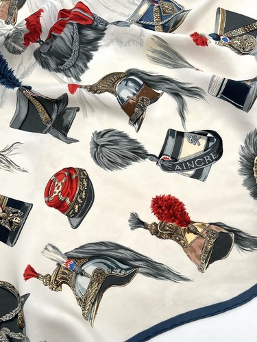 Hermes silk scarf Coiffures Militaires. Vintage 1956. Rare. Authentic. - Picture 11 of 19