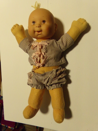 MUÑECA coliflor bebé NIÑA con muñeca COMPLETA como se ve LQQK en todas las FOTOS - Imagen 2 de 9