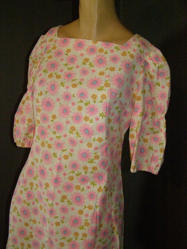 Vintage 60's pink & blue DAISIES print sheath dress PUFF SLEEVES S M mod hippy - Picture 7 of 14