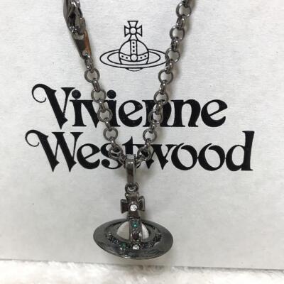Vivienne Westwood
PAINTED ベレー帽 Vivienne Westwood Necklace Earrings Set Tiny Petit Orb