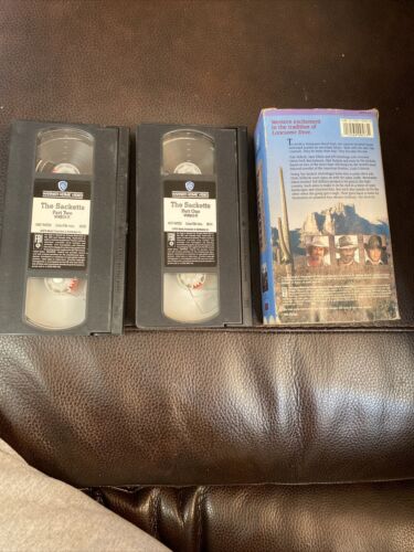 The Sacketts VHS 1991 VERY GOOD+ Tom Selleck Sam Elliott Pre Owned - Picture 4 of 5