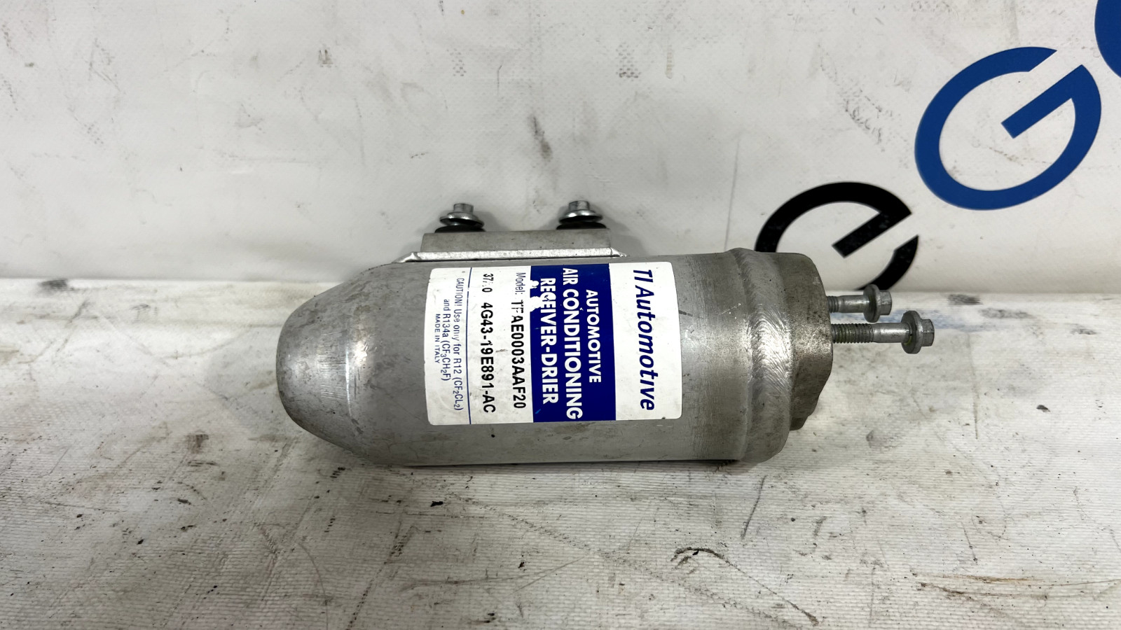 ASTON MARTIN V8 VANTAGE AC CONDENSER DRIER DEHYDRATOR RECEIVER OEM 2007 - 2011🔵