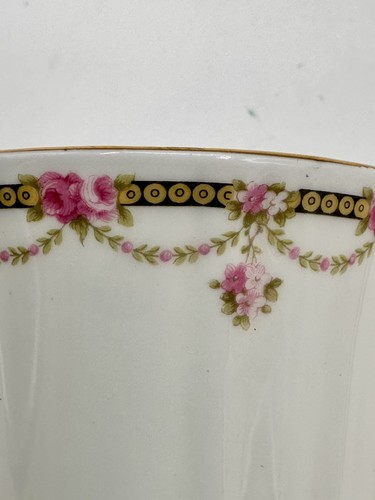 Duchess London Collection Floral Swag Bone China Made in England TeaCup Rare - Picture 5 of 7