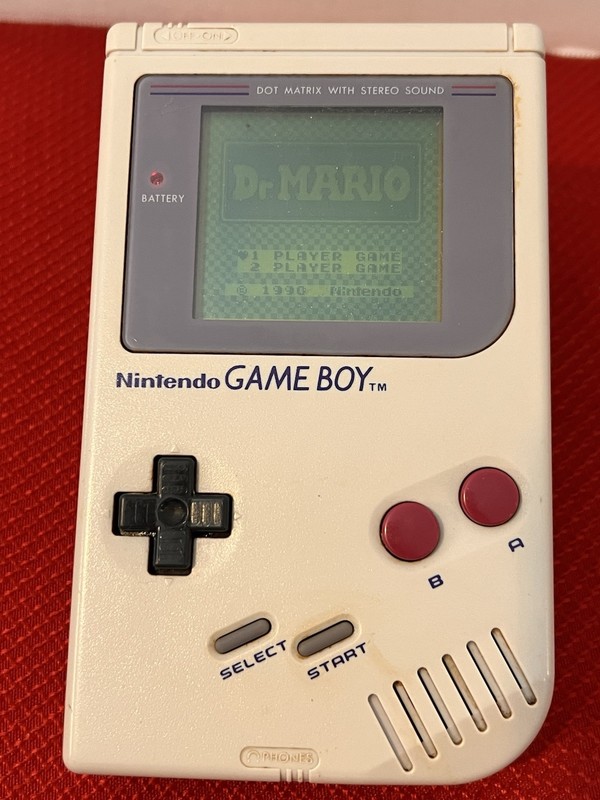 Vintage 1989 Nintendo Game Boy Handheld Gaming System Model# DMG-01 Tested Works