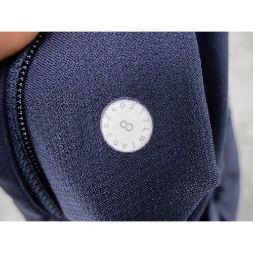 Lululemon Shorts Damen 8 Hotty heiß sportlich Laufen Tasche gefüttert marineblau - Bild 7 von 8