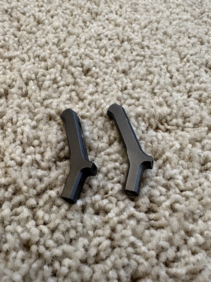 (2) Mugen Seiki A2524R - 后减震塔 MTC2 - 状况良好 — 第 2/4 张图片