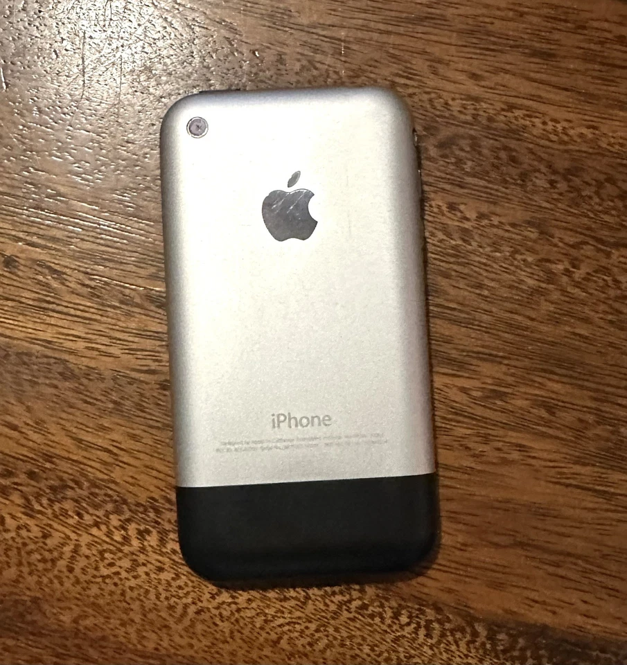 Apple iPhone 2G 8Gb (1ª generación 8GB) Foto 2 de 4