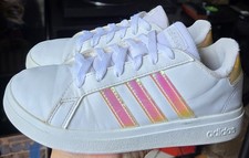Zapatillas blancas ADIDAS Grand Court iridiscentes 3 rayas talla 2 para niña