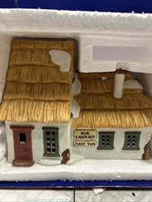 Dept. 56 - "The Cottage of Bob Cratchit & Tiny Tim" - Dickens' Village - #6500-5