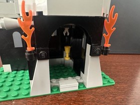 Lego Castle - Skeleton Surprise 6036 No Instructions or Book