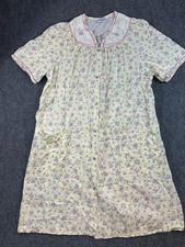 Vintage Smart Time Floral House Dress Nightgown Button Front Short Sleeve 