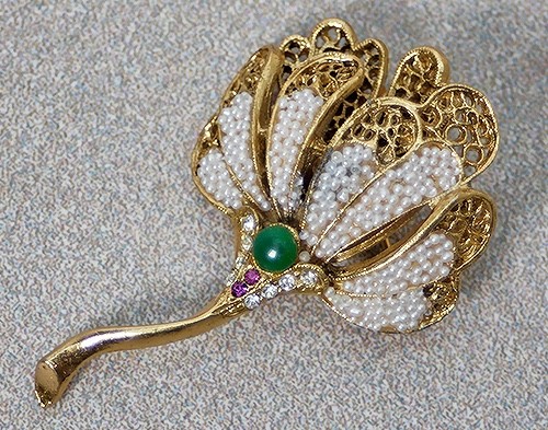 BSK Bead-Encrusted Filigree Flower Pin with Emerald Cabochon and Chrystals - Picture 14 of 15