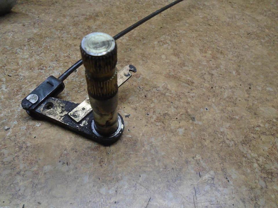 Honda CB650 CB 650 C CB650C 1980 eje de varilla actuador de freno de tambor trasero 1981 Foto 2 de 2