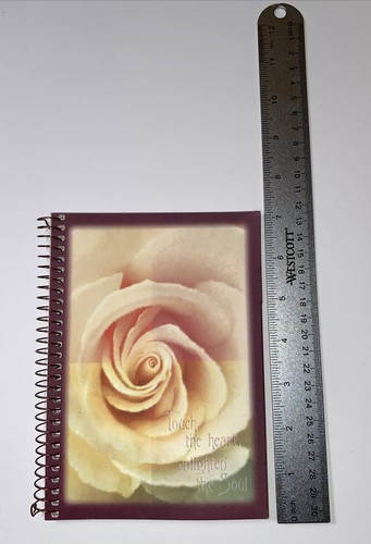 Aromascapes Personal Notebook and Daily Planner 1999 - Roses, Scent Pocket - Picture 7 of 12