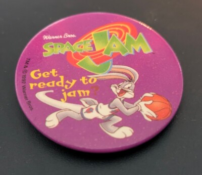 Warner Bros. 1997 Vintage Space Jam Bugs Bunny Badge