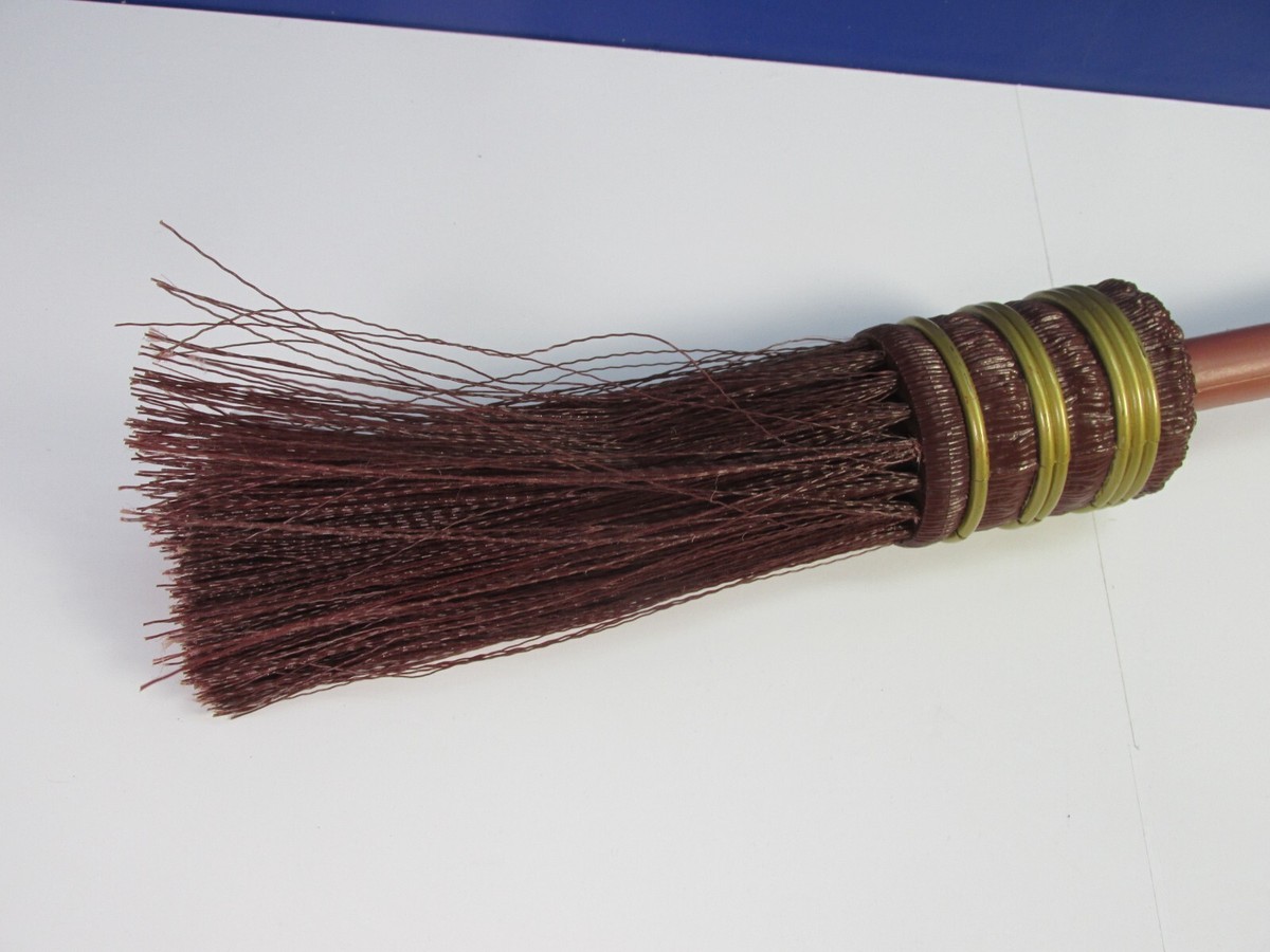 VIBRATING harry potter NIMBUS 2000 BROOMSTICK quidditch TOY cosplay RARE | eBay UK VIBRATING harry potter NIMBUS 2000 BROOMSTICK quidditch TOY cosplay RARE | eBay UK