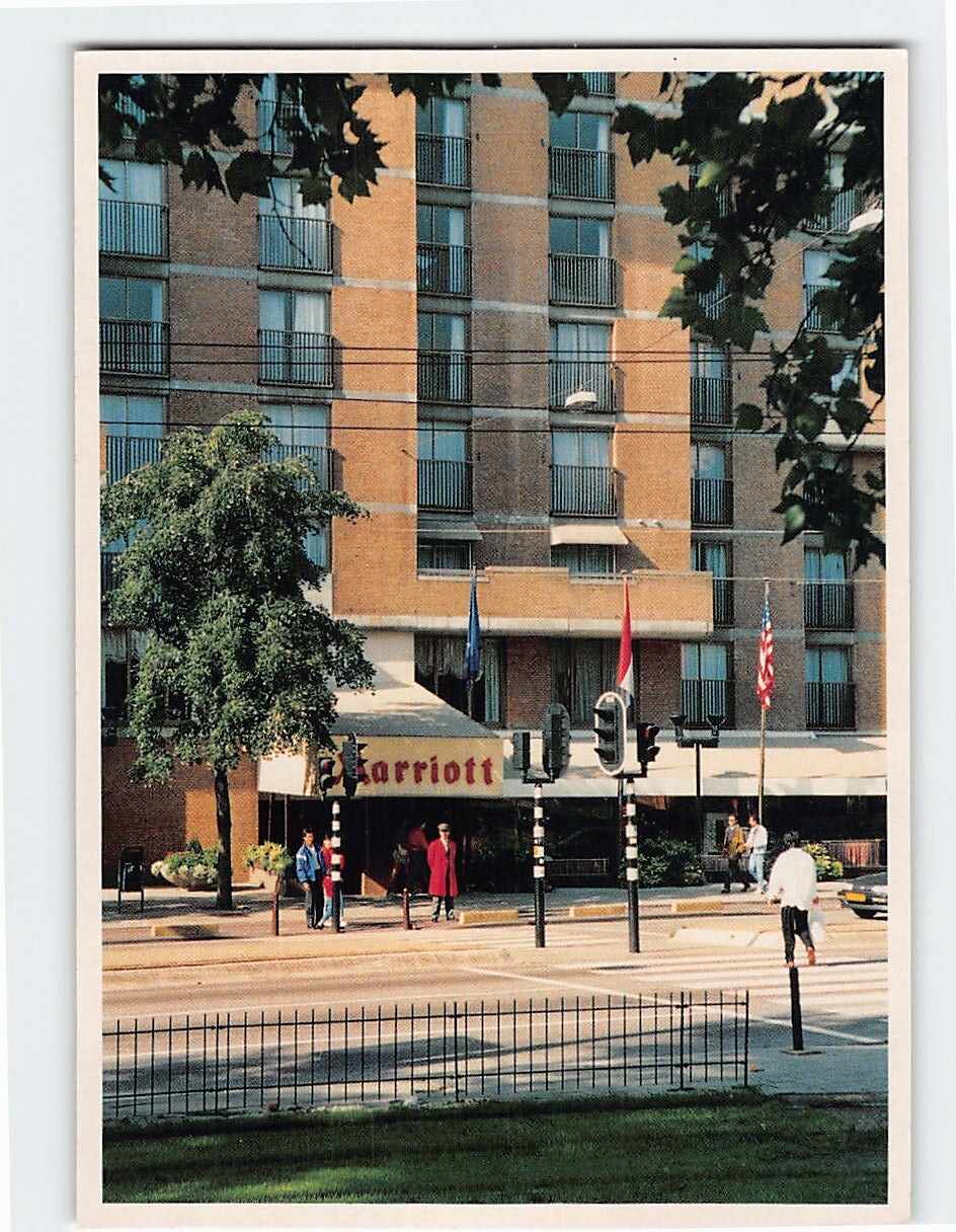 Foto 1 di 2