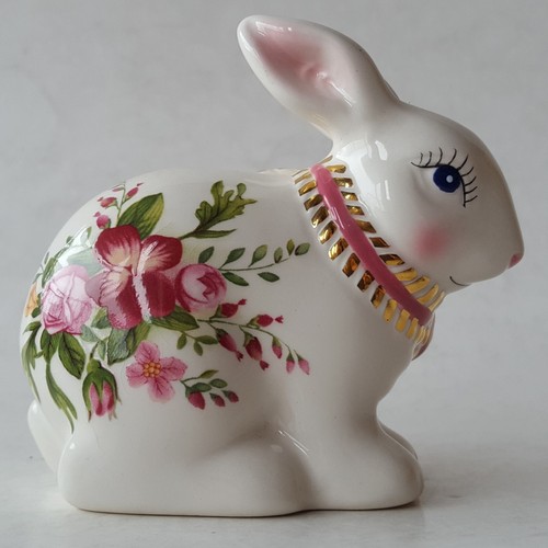 Royal Albert OLD COUNTRY ROSES 3⅛" Figural Crouching Bunny Rabbit Pepper Shaker - Picture 9 of 17
