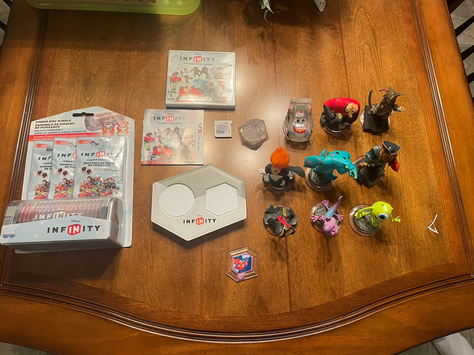 Disney INFINITY Toy Box Challenge- Nintendo 3DS Video Game Super Bundle ...