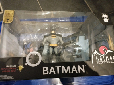 McFarlane Toys DC Multiverse Batman The Animated Series Actionfigur mit Base LED