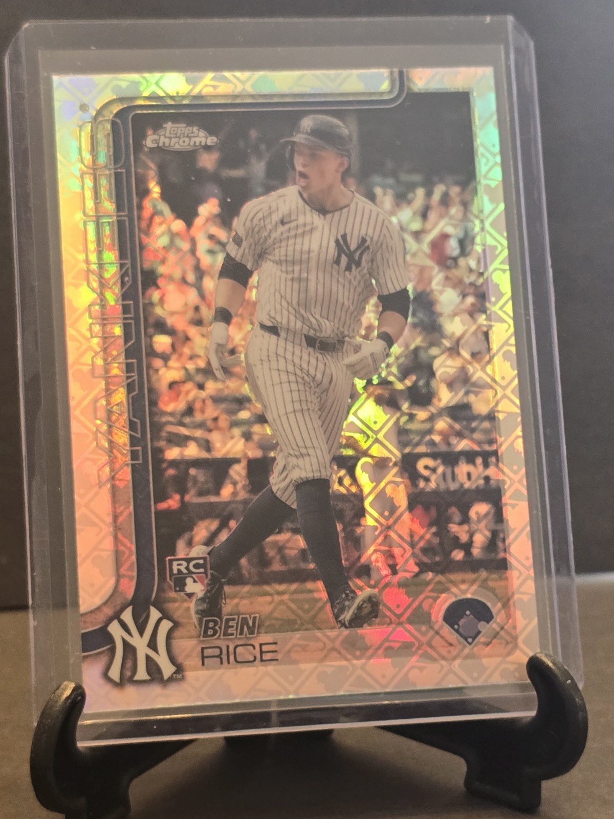 2025 Topps Chrome Logofractor Ben Rice #139 (RC)