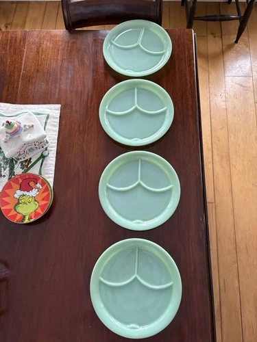 Set of 4 Jadeite Restaurant Ware 9 5/8 Plates Beautiful Shine See Photos