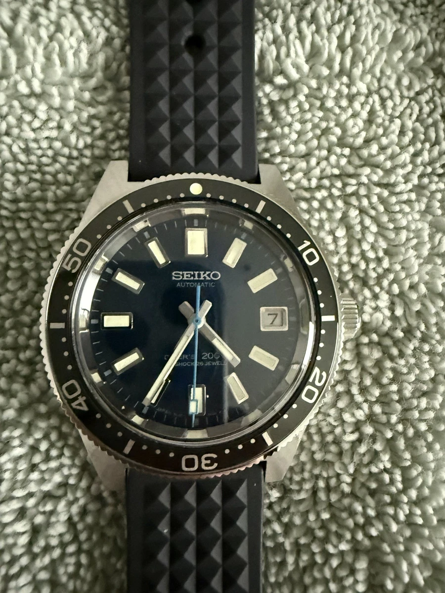 Seiko Diver Analog 200 m (20 ATM) Water Resistance Wristwatches