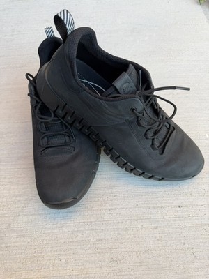 Ecco Gruuv Urban Athletic Sneaker Running Shoes Mens Size 11-11.5 Black Low Top