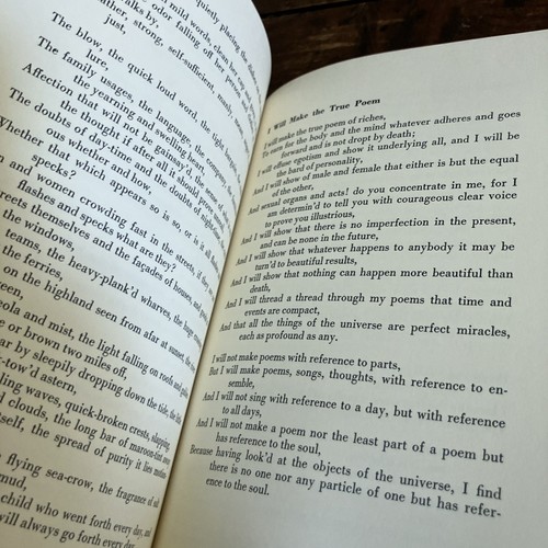 Poems of Walt Whitman Leaves of Grass Hardcover 1964 Crowell Poetry Book HCDJ - Picture 9 of 12