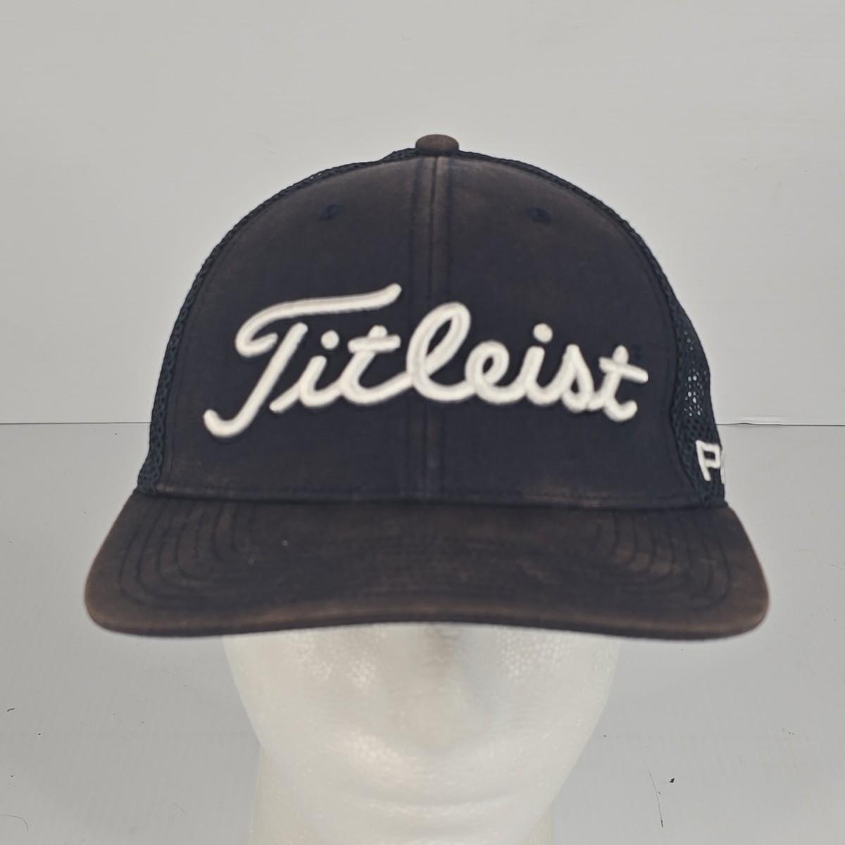 Titleist FJ Golf Mesh PRO VI Distressed Blue Red Snapback