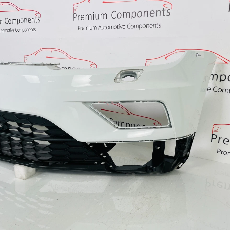 VW Tiguan Front Bumper With Grill Genuine White 5NA807221 / 2016 – 2020 [AR7] - Image 4 of 4