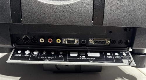 Runco LCP-500 LCD Projector - Picture 5 of 12