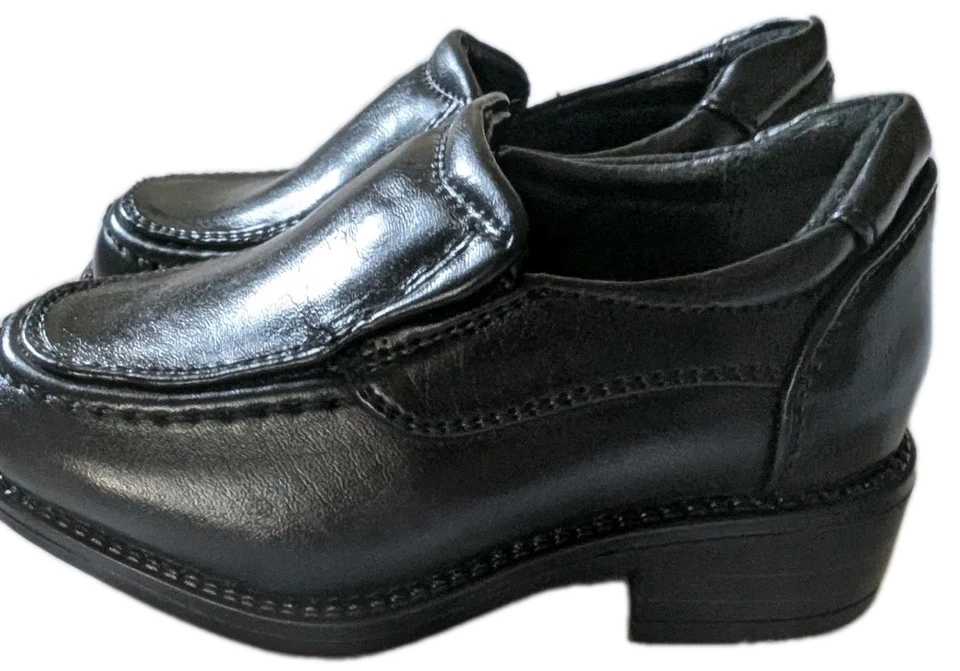 Zapatos de vestir negros sin cordones Robert David para niños pequeños - talla 5M Foto 3 de 4