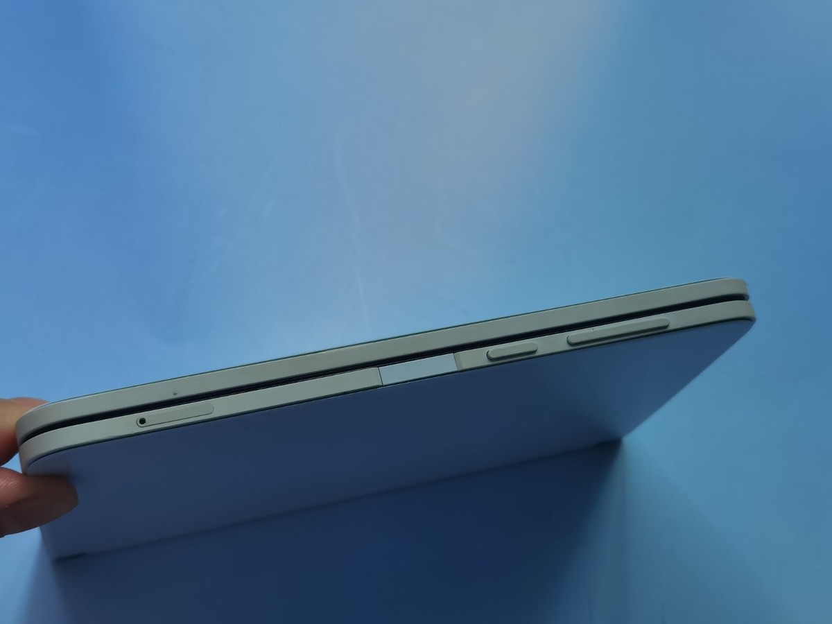 Microsoft Surface Duo White First Generation Android 6GB / 128GB