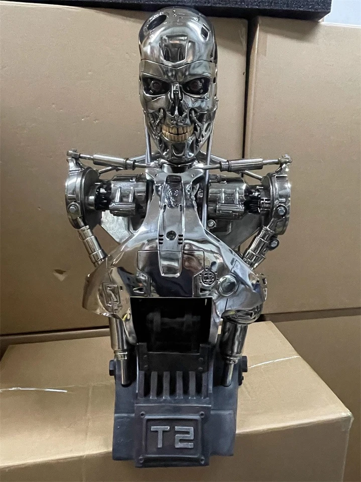 Versión de actualización de busto Terminator 1:1 Sideshow T2T750 con chip en la cabeza Foto 2 de 4