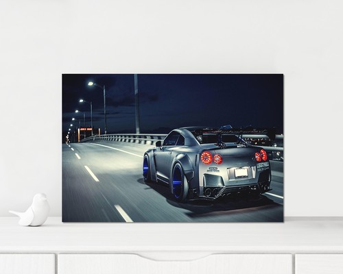 Iconic Nissan GTR, mounted canvas ready to hang - Picture 8 of 9