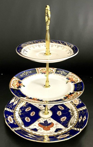 Gorgeous Antique Cobalt Imari Style 3-tiered Cake Stand, Original Plates England - Picture 4 of 7