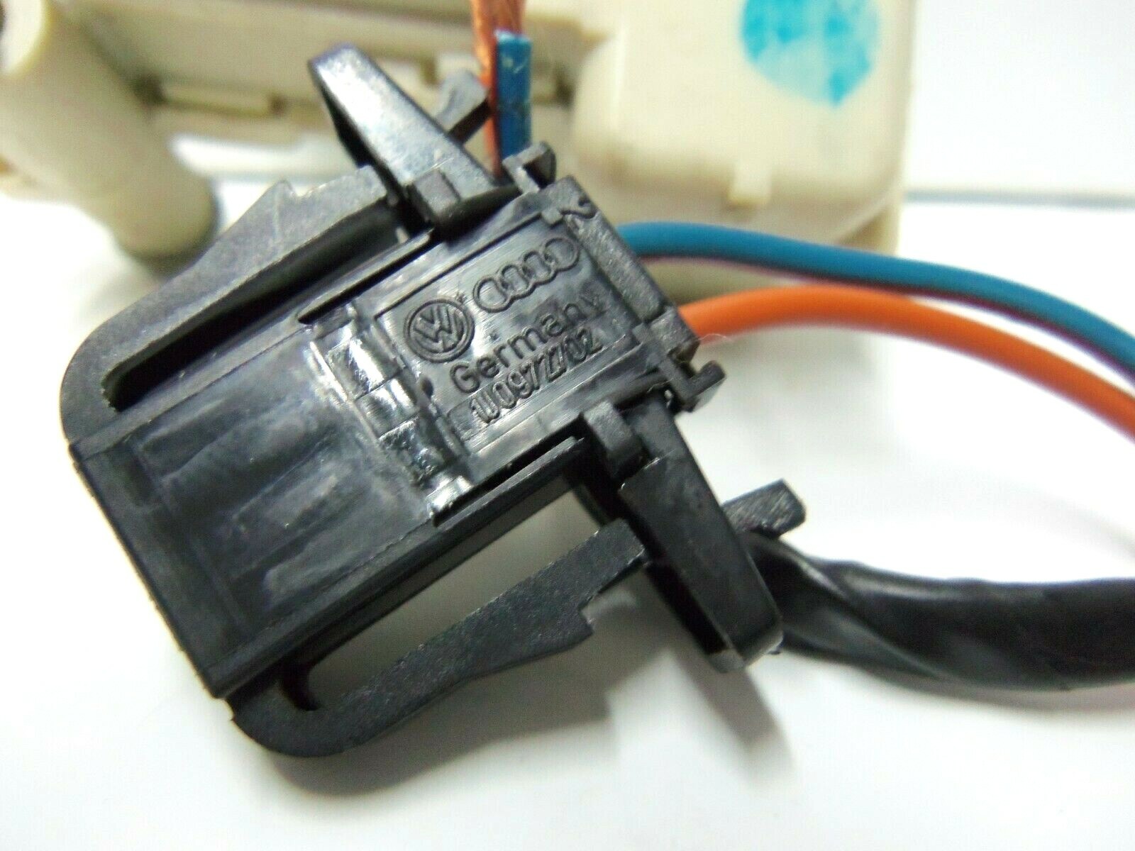 VW Mk4 Jetta Golf GTI Passat y nuevo Beetle Actuador de la puerta de