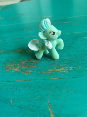 2013 My Little Pony FiM Blind Bag Groovin Hoves 2'' Lyra Heartstrings Figure