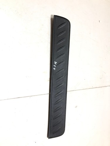 KIA CARENS 2014 MK3 DOOR SILL STEP TRIM REAR LEFT SIDE 85878-A4000 /2013-19 - Picture 2 of 8