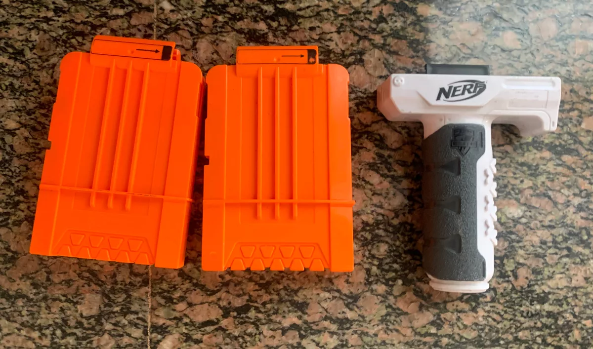 Nerf Automatica Elite Stryfe Barata