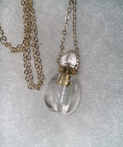 Natural Quartz Crystal Perfume Bottle necklace - Picture 3 of 6