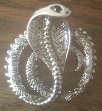 amazing Retro Metal Pin Snake Brooch women silver color