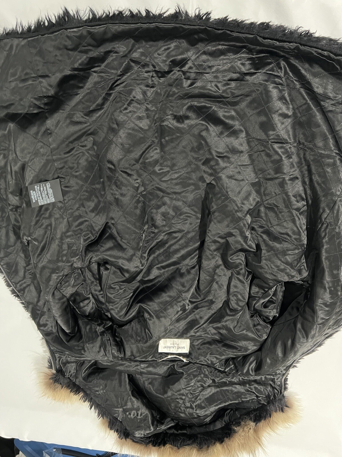 Giacca in pelliccia sintetica da uomo Saint Laurent. 52 L. $3790