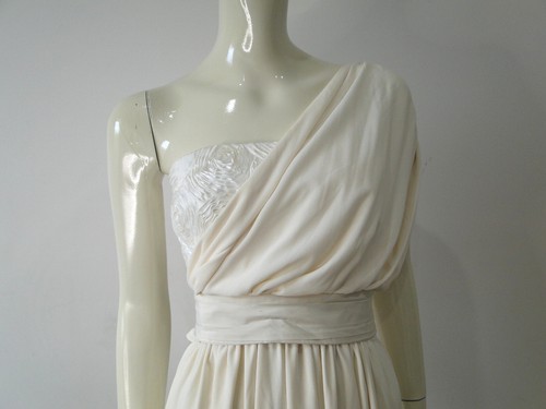 CARLA ZAMPATTI ivory chiffon & lace one shoulde gown Sz 8 gently worn RRP $1200 - Picture 2 of 13