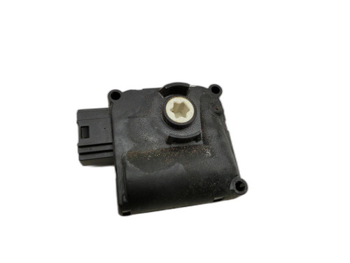 Luftklappenstellmotor Stellmotor Pos.1 für Audi Q7 4L 05-09 013280137