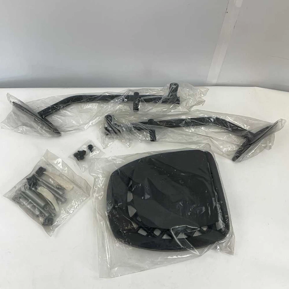 Beta Eikon 50 1999-2005 Porte-bagages avec platine GIVI M197 Rear rack assy - Photo 1/3