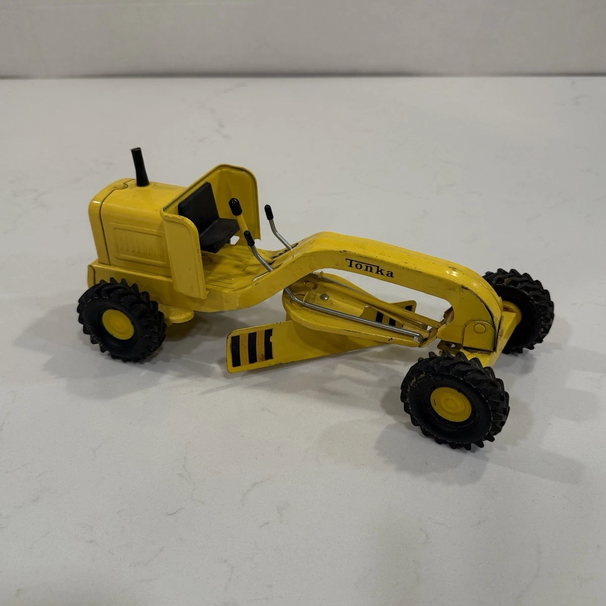 Tonka Yellow Road Grader Vintage Manufacture Diecast Construction