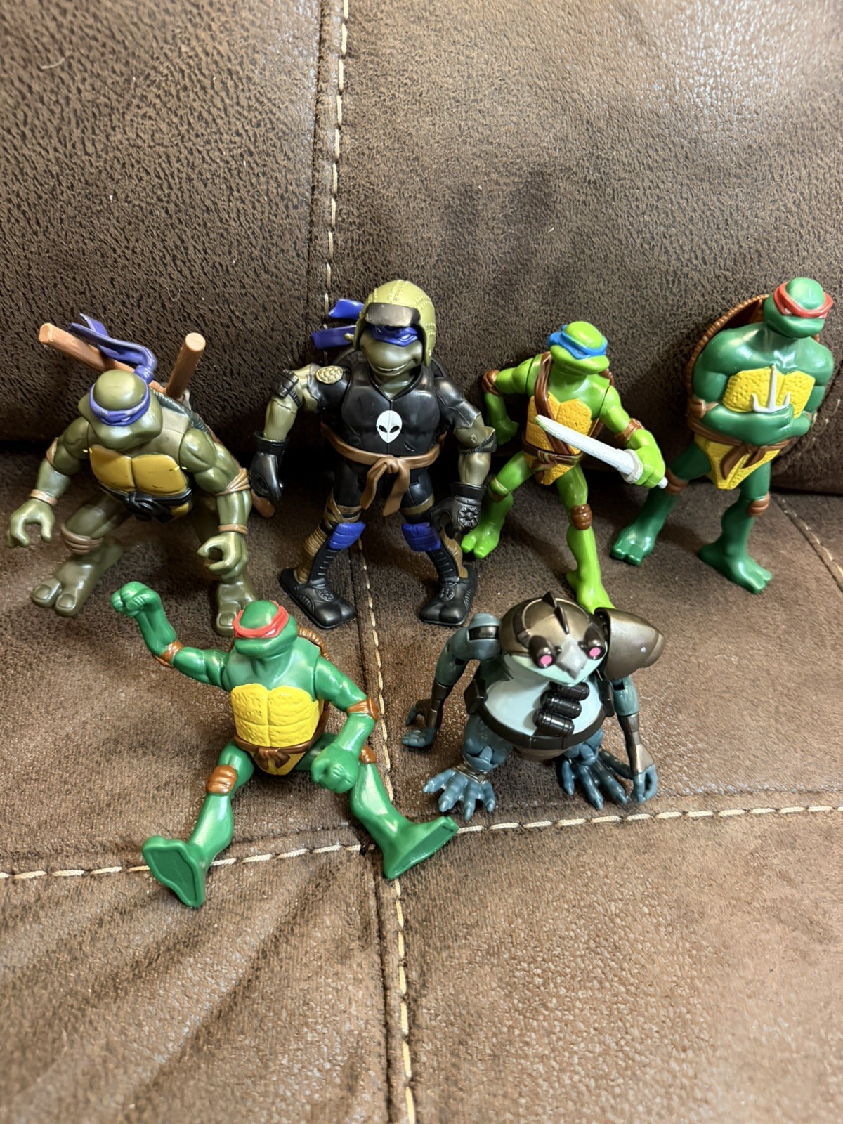 Teenage Mutant Ninja Turtles  Poseable Lot of  6